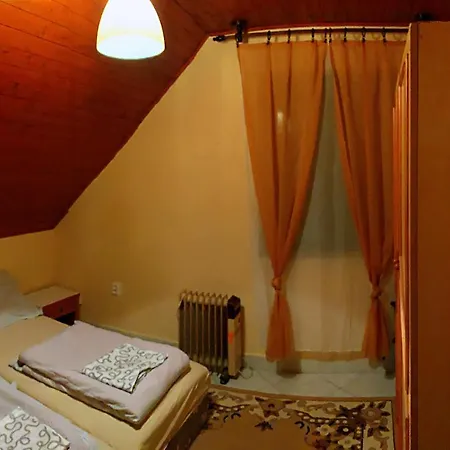 Koloska Apartmanhaz *