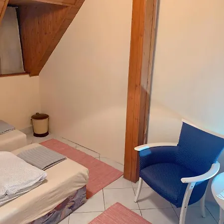 Nocleg ze śniadaniem Koloska Apartmanhaz *