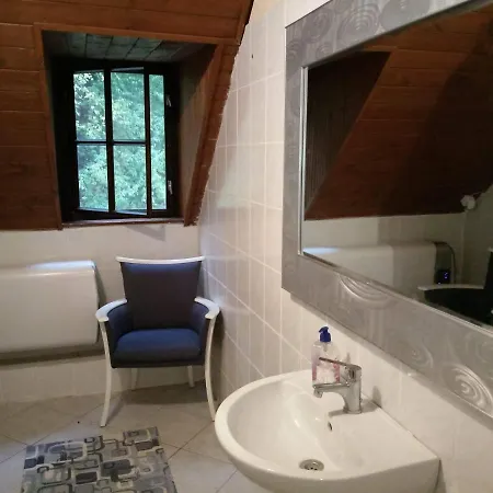 Nocleg ze śniadaniem Koloska Apartmanhaz *