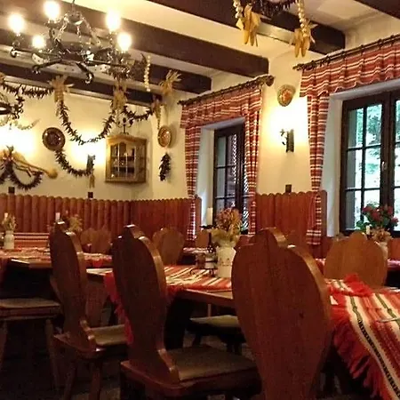 Koloska Panzió *