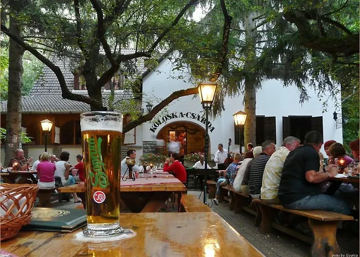 Koloska Apartmanhaz Bed and Breakfast Balatonfüred